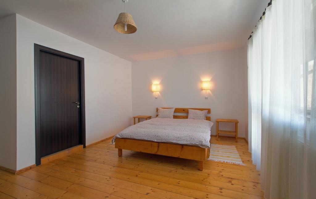 Hotel Casa Georgescu Râșnov Zewnętrze zdjęcie